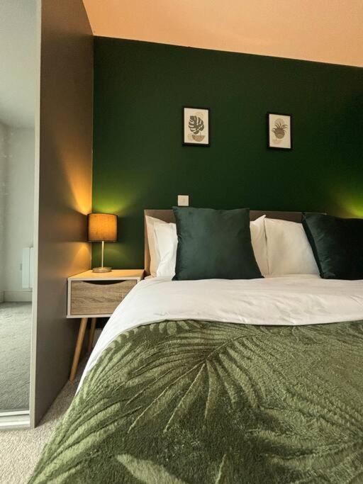 Appartamento Luxury Canal-side Apartment, Hemel Hempstead, Free Parking, Perfect For Contractors *
